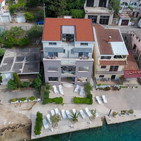 Apartment Antun - Adriatic Coast Retreat بلاتشي المظهر الخارجي الصورة