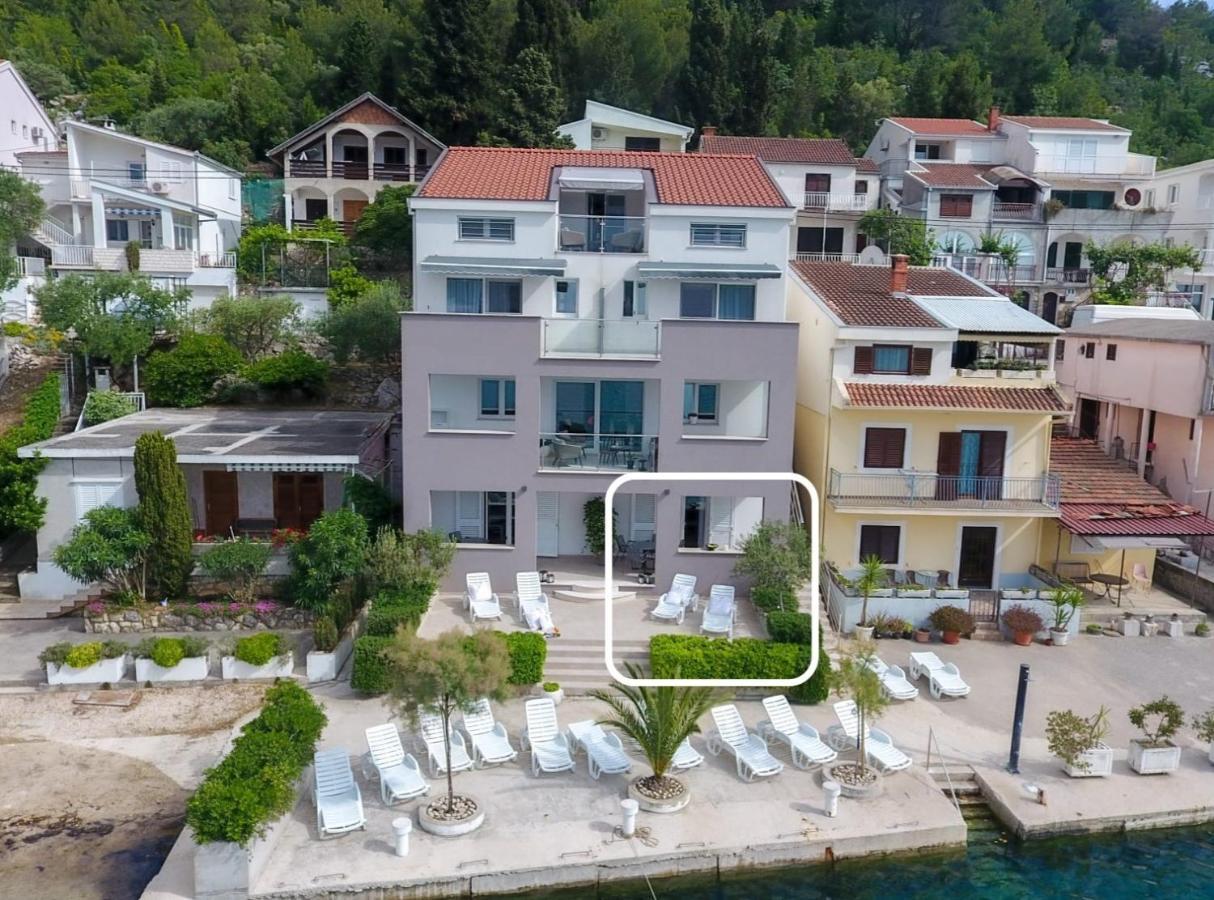 Apartment Antun - Adriatic Coast Retreat بلاتشي الغرفة الصورة