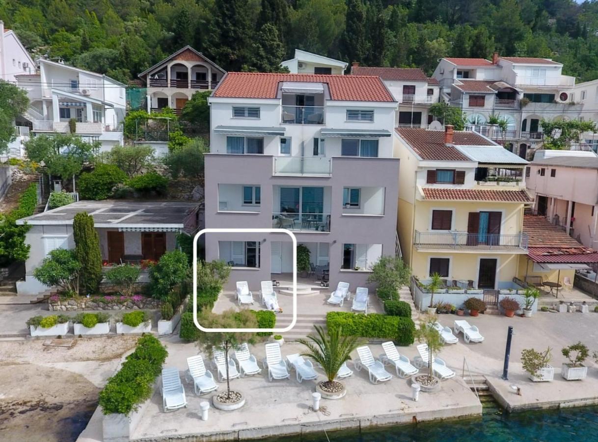 Apartment Antun - Adriatic Coast Retreat بلاتشي الغرفة الصورة
