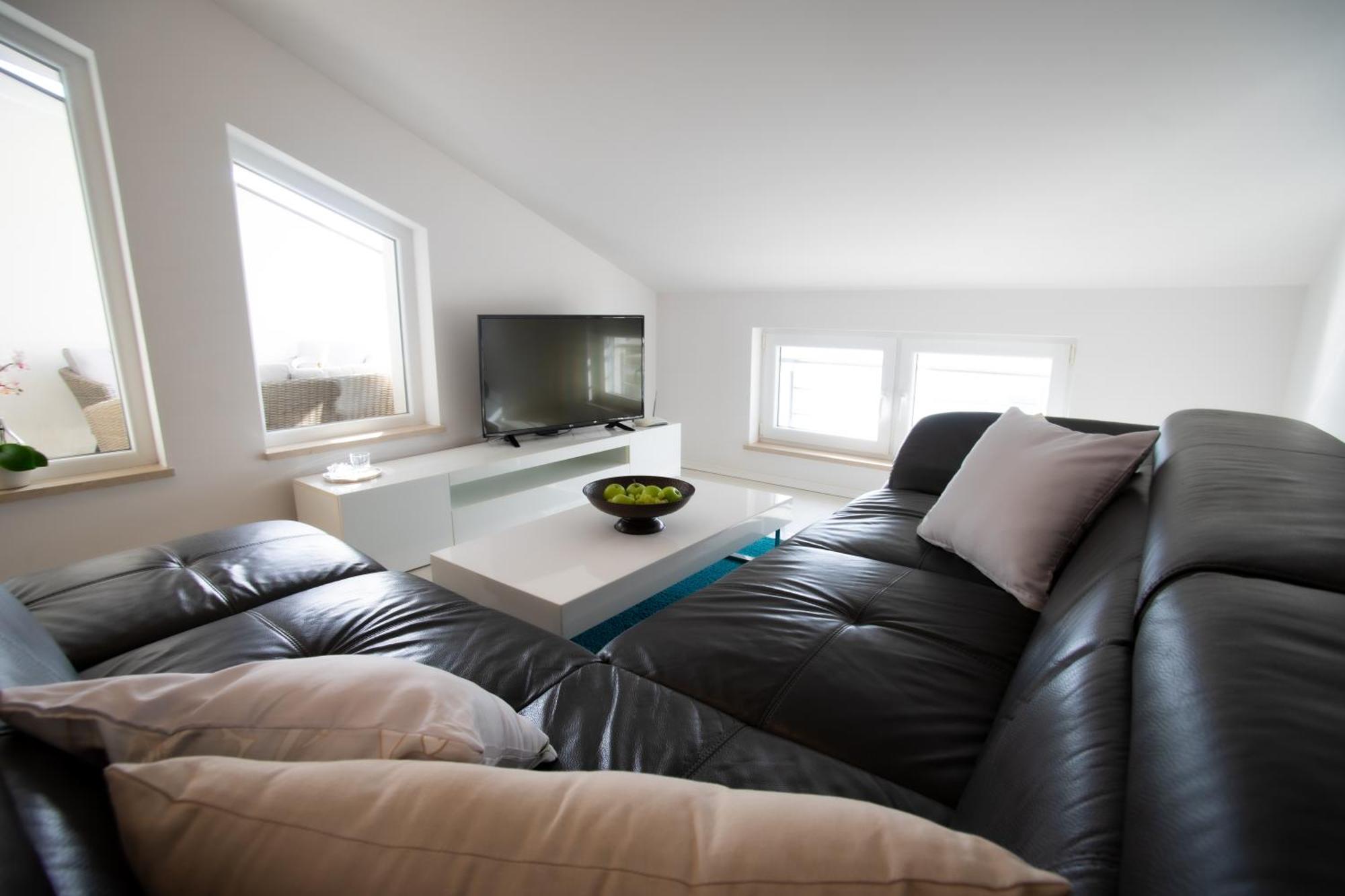 Apartment Antun - Adriatic Coast Retreat بلاتشي الغرفة الصورة